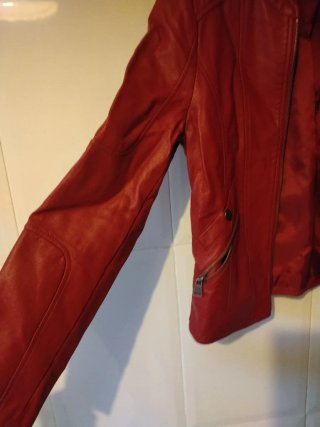 Chaqueta Vero Moda Roja Talla S