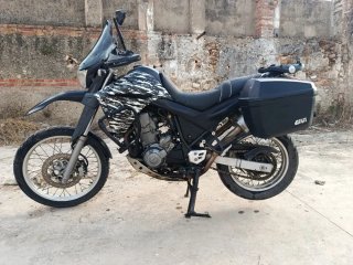 Moto Adventure Negra