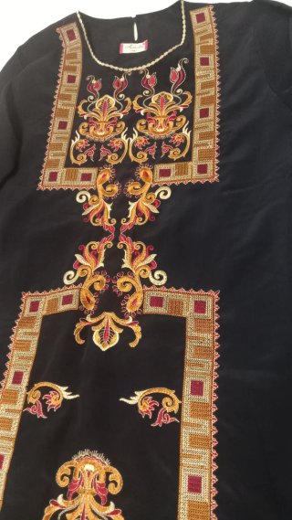 Caftán bordado Talla M sin estrenar