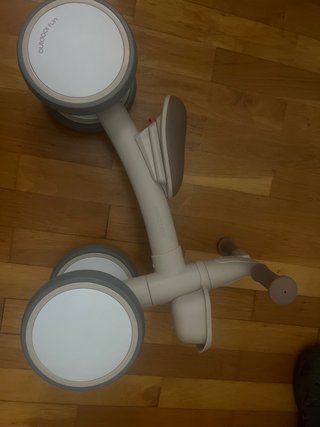 Bicicleta Kikka Boo para bebés