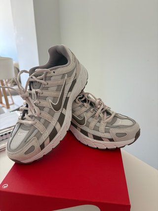 Zapatillas Nike P6000 Beige y Gris