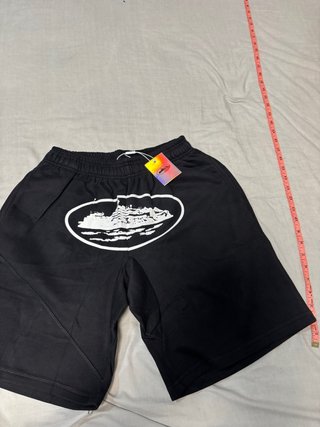 Pantalón corto corteiz negro