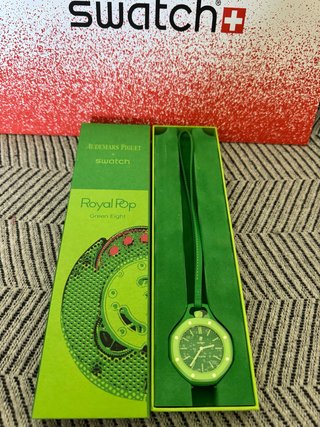 Reloj Swatch x Audemars Piguet Royal Pop