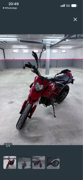Ducati Hypermotard 796 Roja