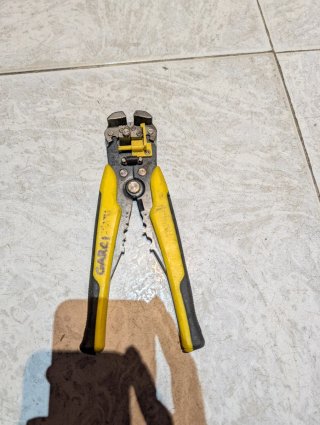Alicate Pelacables Automático