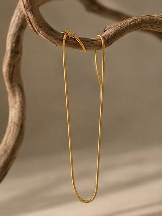 Collar bañado en oro