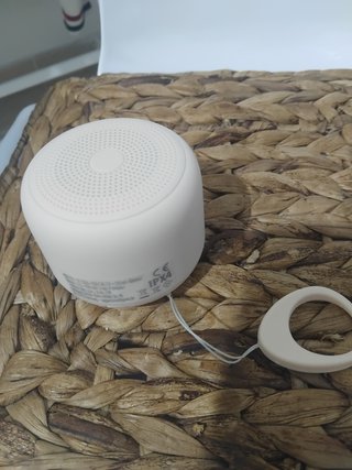 Altavoz Bluetooth Portátil Blanco Batteria 3.7V.