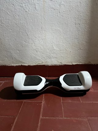 Hoverboard SK8 GO PLUS Blanco y Negro
