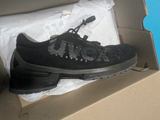 Zapatos de seguridad Uvex negros