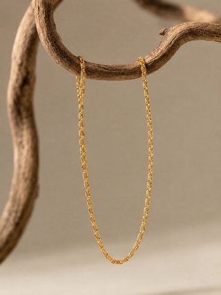 Cadena bañada en oro