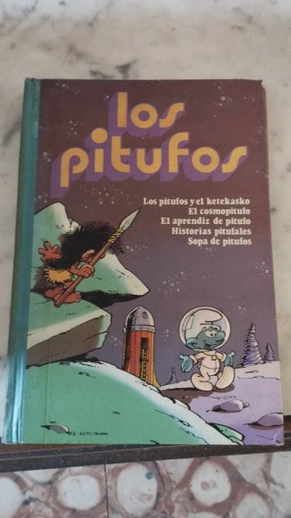 Libro de pitufos tapa dura