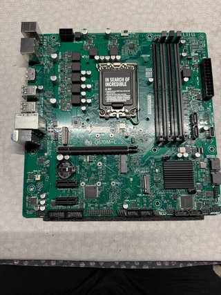 Placa Base Asus Pro Q670M-C