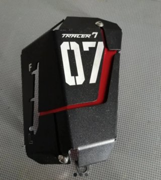 Tapa depósito refrigerante Yamaha Tracer 7