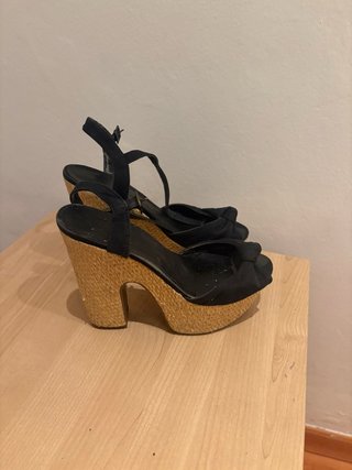Sandalias de esparto tacón negras