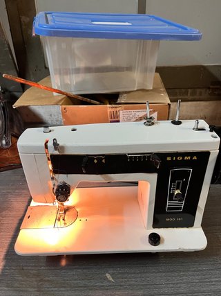 Máquina de coser Sigma Mod. 161