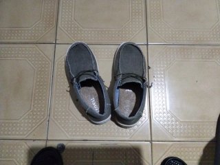 Zapatos Leonal Gris De buena calidad  Muy cómodos
