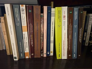 Libros derecho UNED