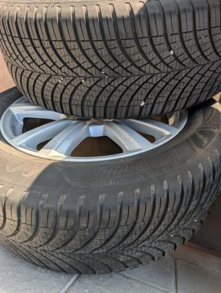4 Llantas con Neumáticos para Ford Kuga