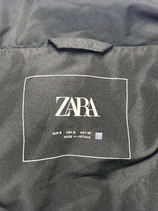 Chaleco acolchado negro Zara