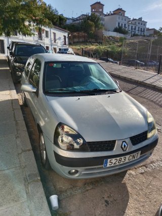 Renault Clio 2003