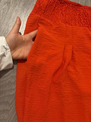 Pantalones Rojos de Pernera Ancha