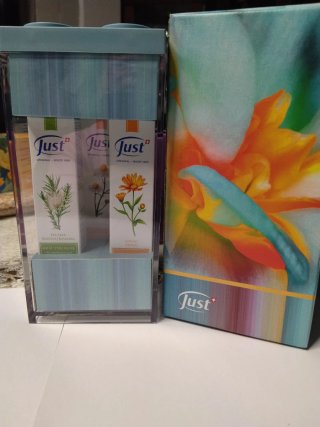Set de Cremas Just (Manzanilla, Árbol de Té)