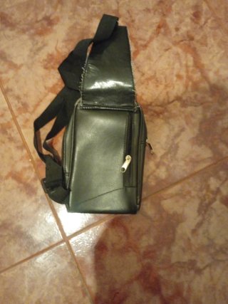 Riñonera Lacoste Negra