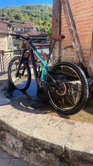 BICICLETA ENDURO NORCO RANGE 27.5 TALLA M