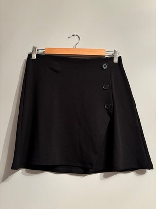 Falda Tezenis negra botones