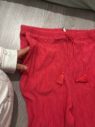 Pantalones Rojos de Tela