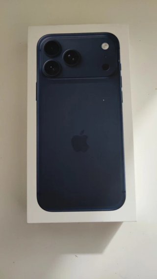 Caja iPhone Azul