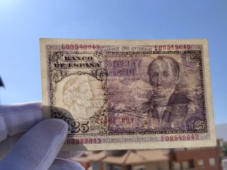 Spain 25 Pesetas 1946 - Series I - Pick 130a - UNC