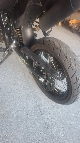 Moto Supermoto UM DS 125