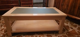 Mesa baja madera con cristal estilo clásico