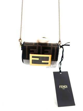 Borsa Fendi Micro Baguette
