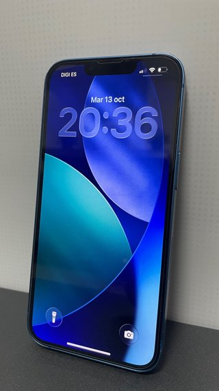 iPhone 13 muy cuidado