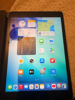iPad 8 nuevo + funda book Apple