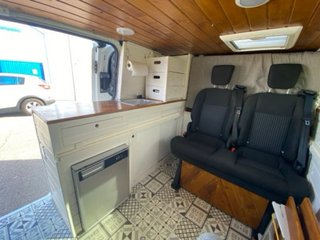Furgoneta camper Ford Transit custom