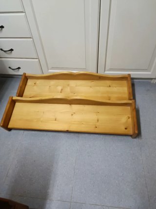 Repisas de madera de pino