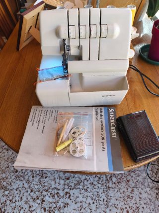 Remalladora Overlock Silvercrest SON 90 A1