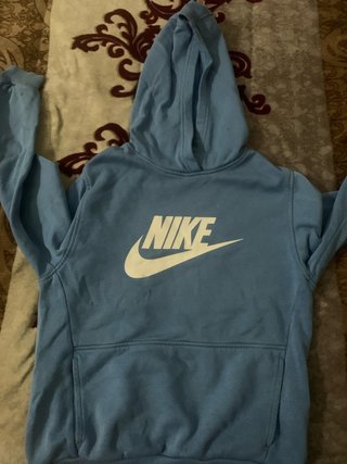 Sudadera Nike con capucha
