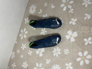 Botas de fútbol Puma azul