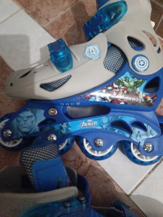 Patines infantiles Vengadores Talla 30-33