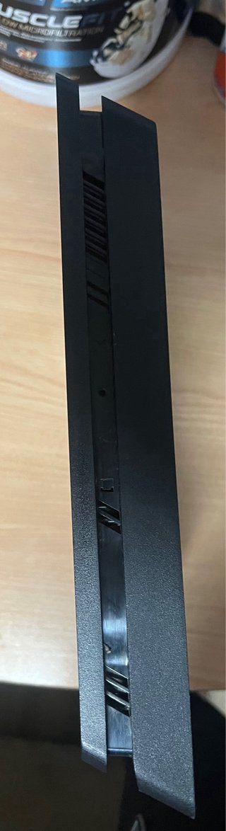 PS4 (PlayStation 4) Slim 500GB Nera Con 7 giochi