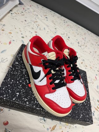 Zapatillas Nike Dunk Low Rojas y Blancas