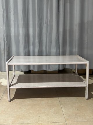 Mesa auxiliar vintage 2 baldas rosa
