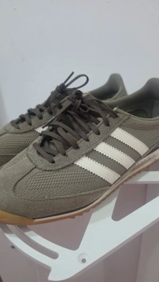 Zapatillas adidas Verde Oliva