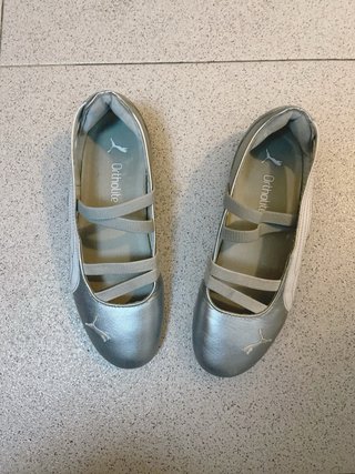 Scarpe Puma argentate