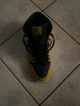 Scarpe Jordan Giallo/Nero