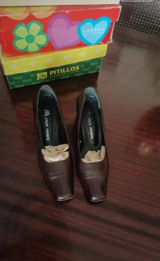 Zapatos de tacón Pepe Moreno marrones